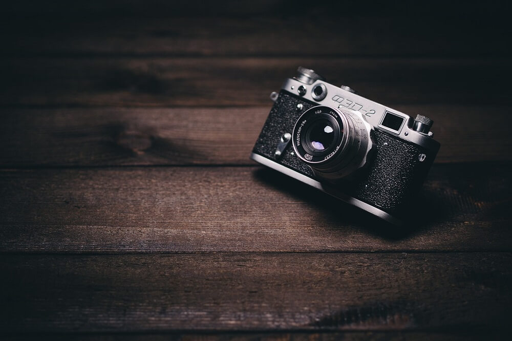 Piękno w każdym wieku: jak fotografować kobiety w różnych fazach życia