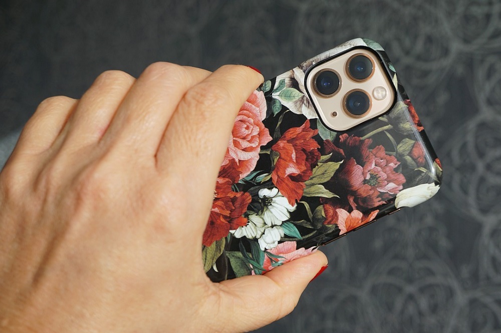 Etui na telefon – dlaczego warto w nie zainwestować?