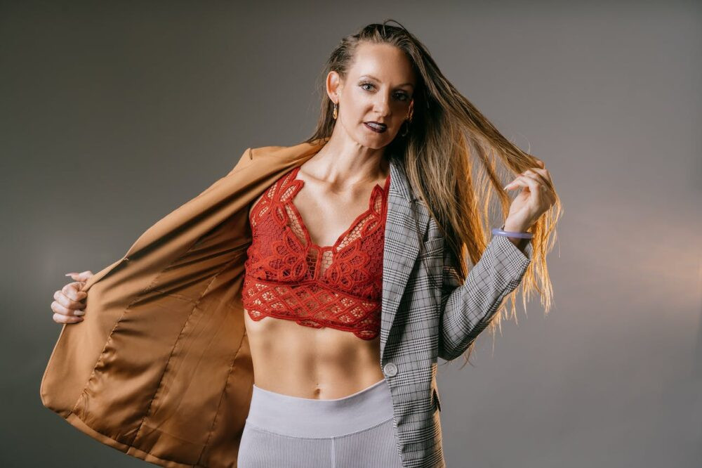 Jaka kurtka do dresów damskich?